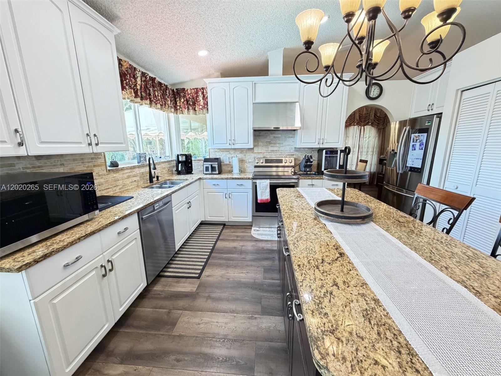 19432 Preserve Dr, Boca Raton FL 33498
