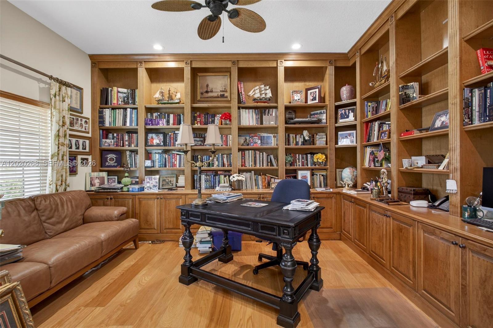 111 Abondance Dr, Palm Beach Gardens FL 33410