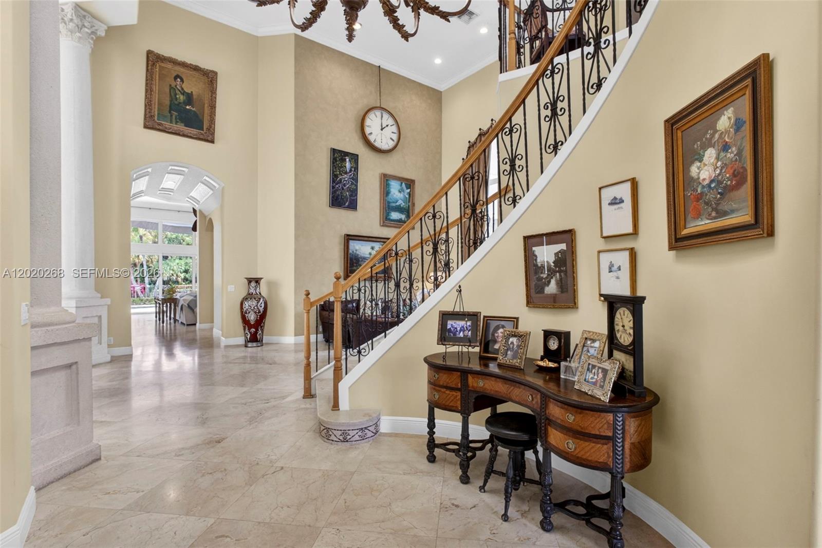 111 Abondance Dr, Palm Beach Gardens FL 33410