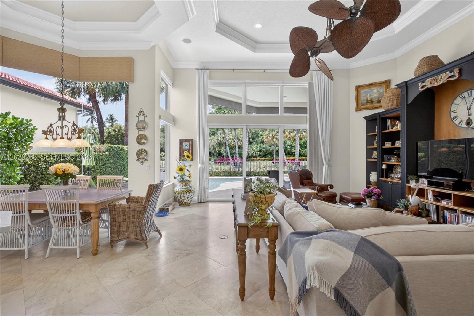 111 Abondance Dr, Palm Beach Gardens FL 33410