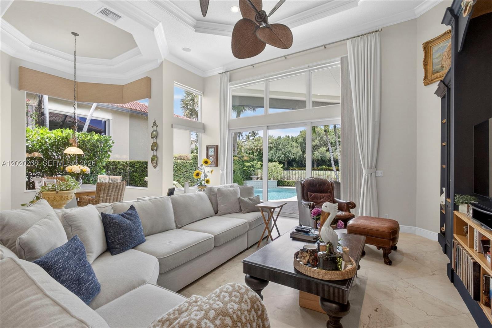 111 Abondance Dr, Palm Beach Gardens FL 33410