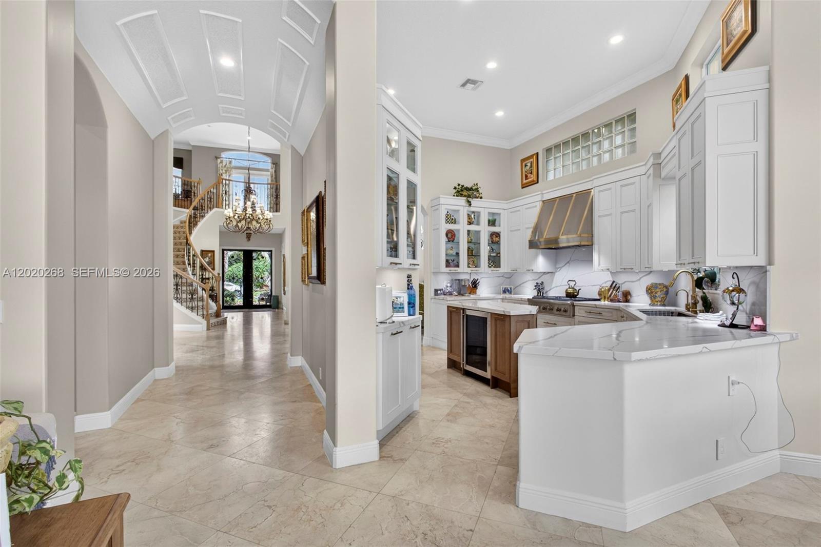 111 Abondance Dr, Palm Beach Gardens FL 33410