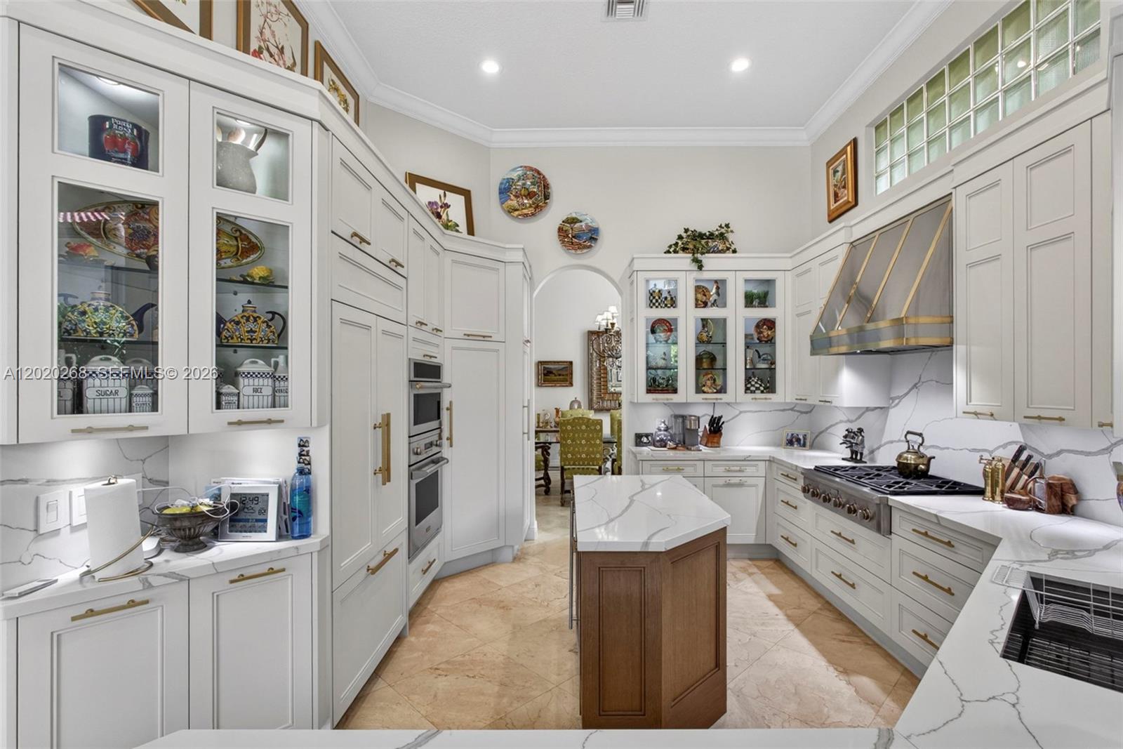 111 Abondance Dr, Palm Beach Gardens FL 33410