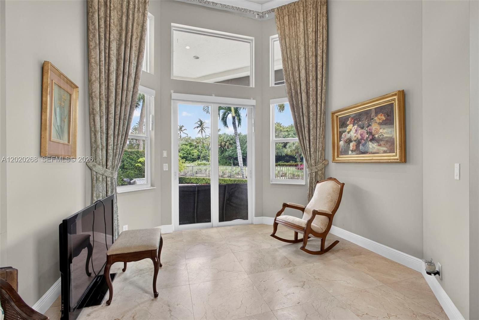 111 Abondance Dr, Palm Beach Gardens FL 33410