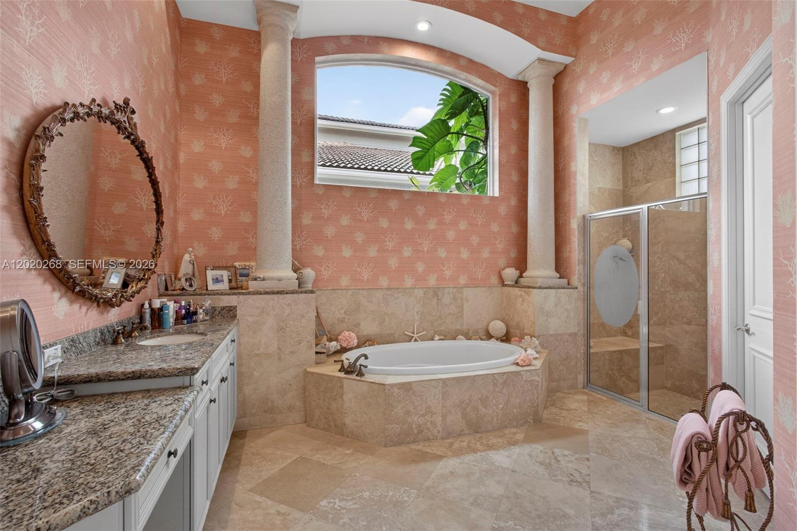 111 Abondance Dr, Palm Beach Gardens FL 33410