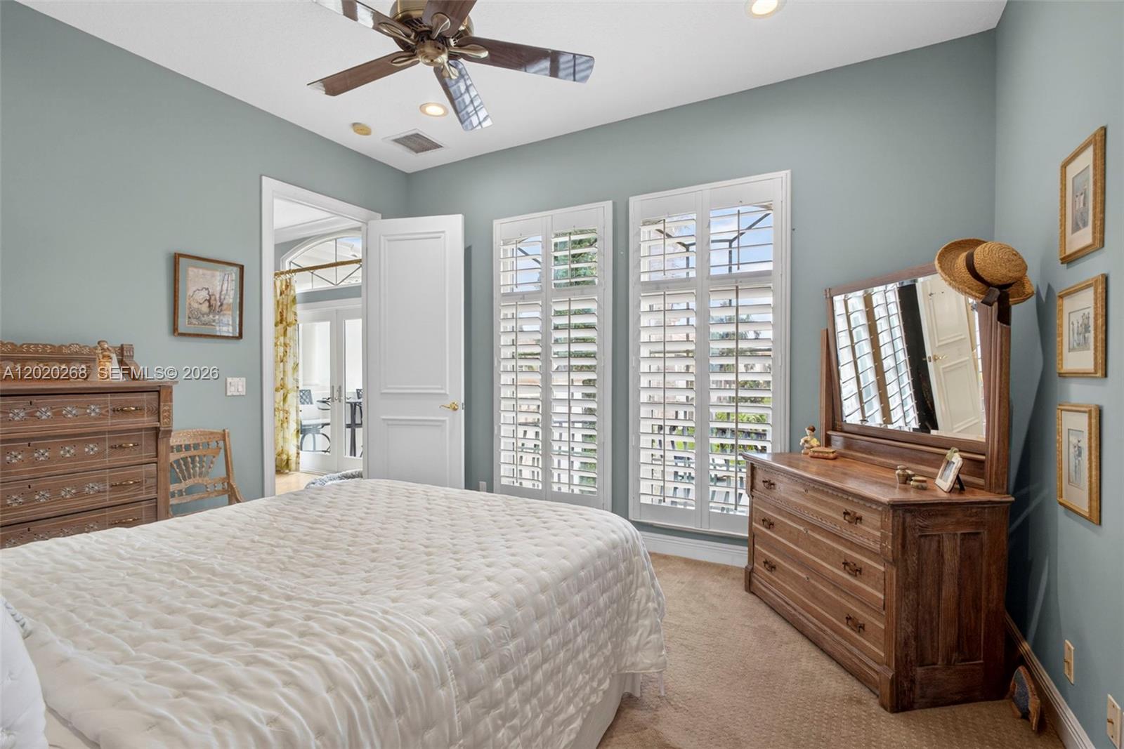 111 Abondance Dr, Palm Beach Gardens FL 33410