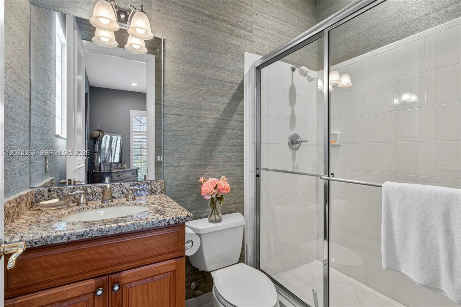111 Abondance Dr, Palm Beach Gardens FL 33410