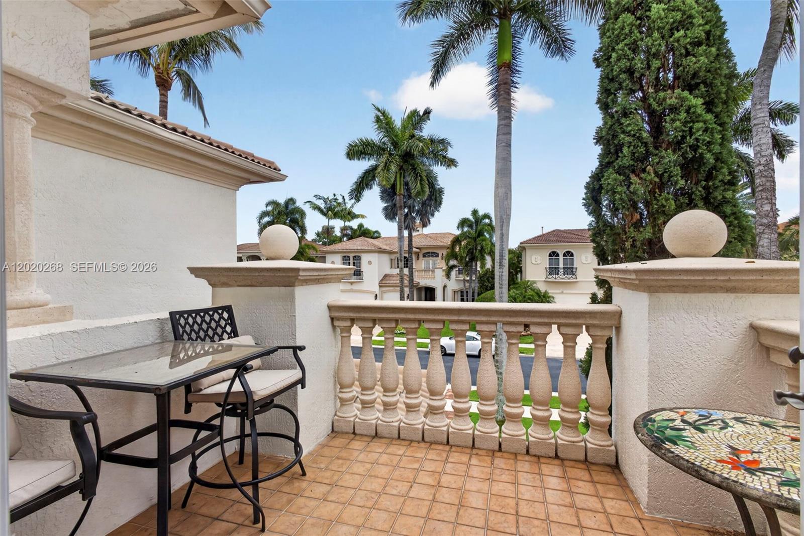 111 Abondance Dr, Palm Beach Gardens FL 33410