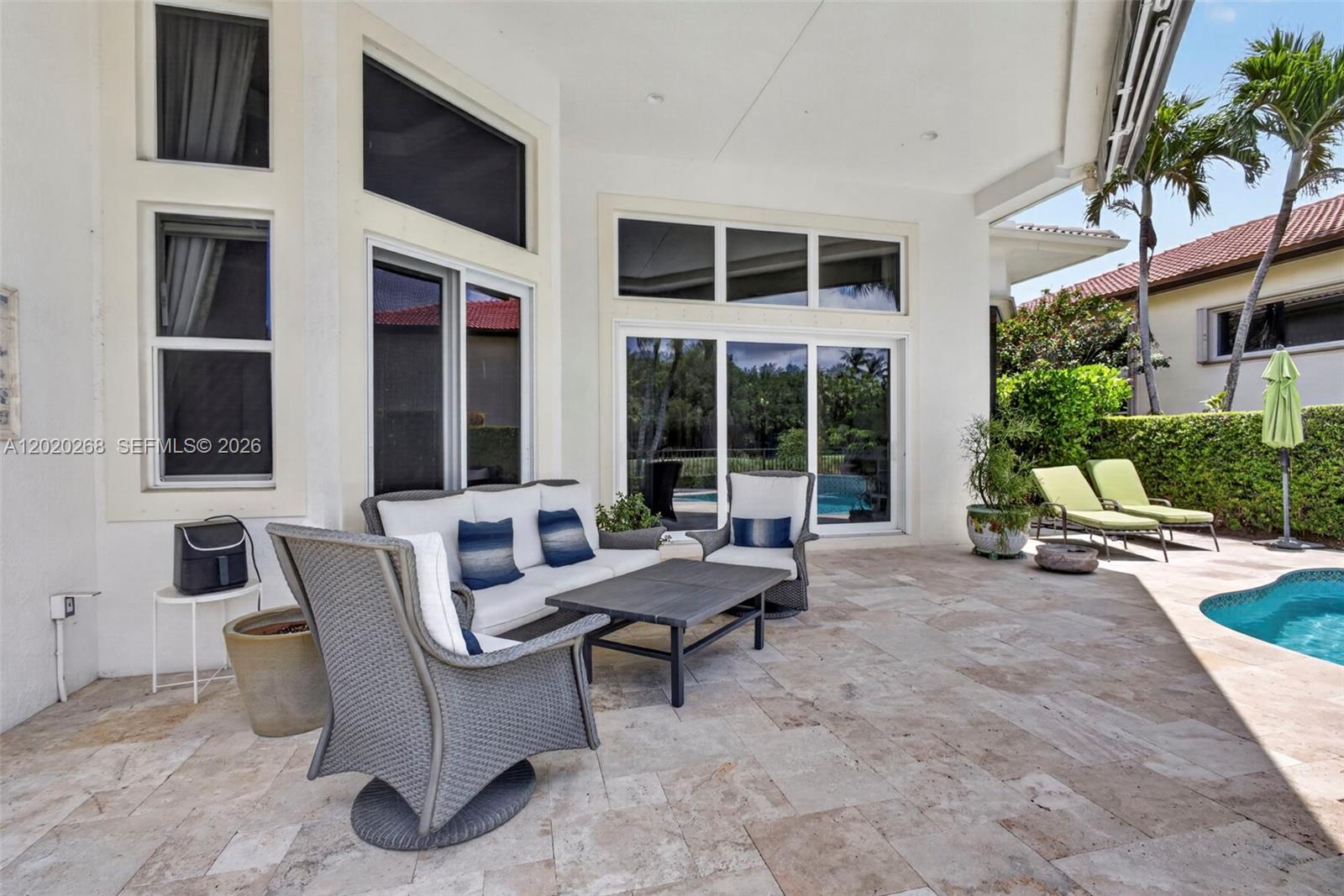 111 Abondance Dr, Palm Beach Gardens FL 33410