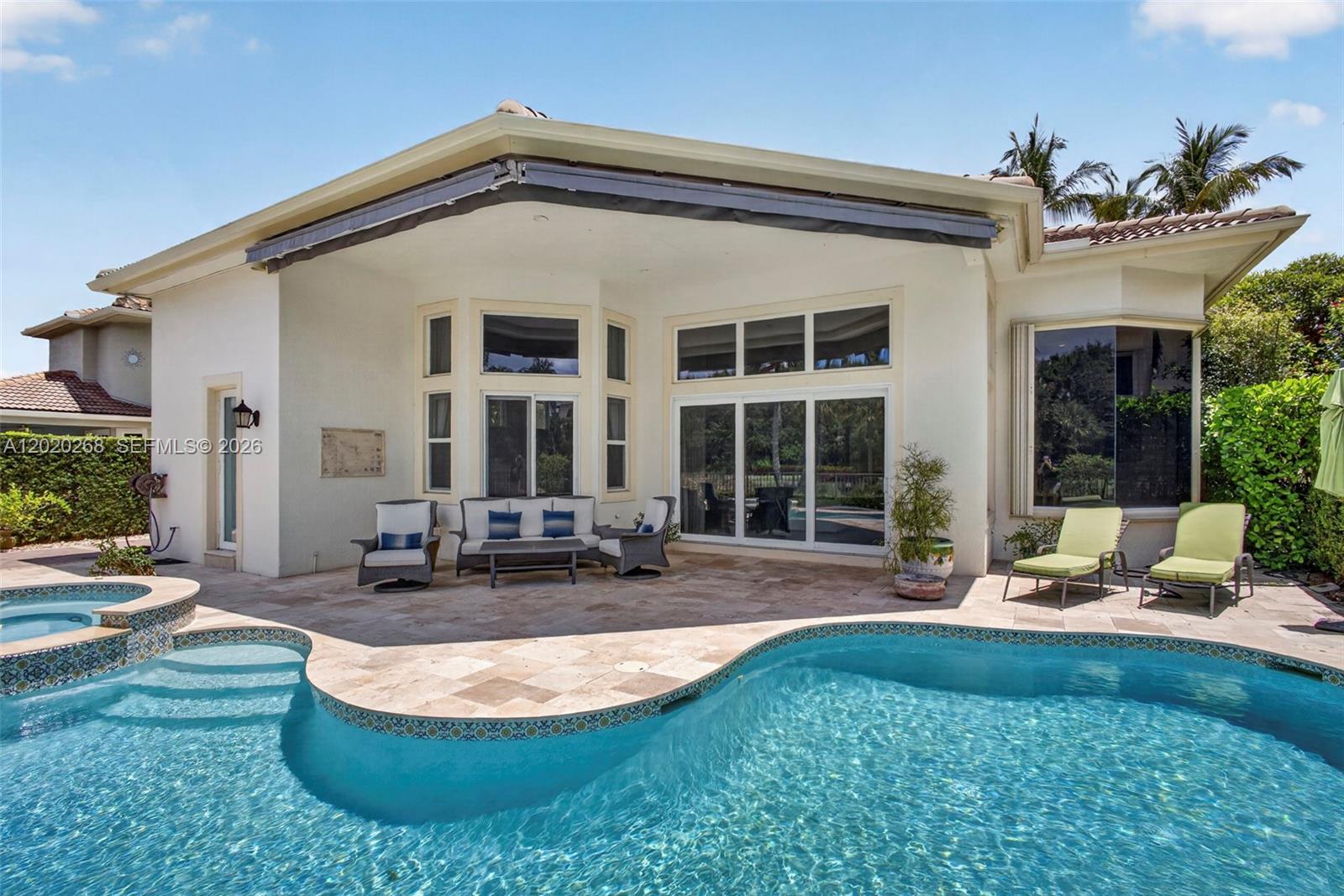 111 Abondance Dr, Palm Beach Gardens FL 33410
