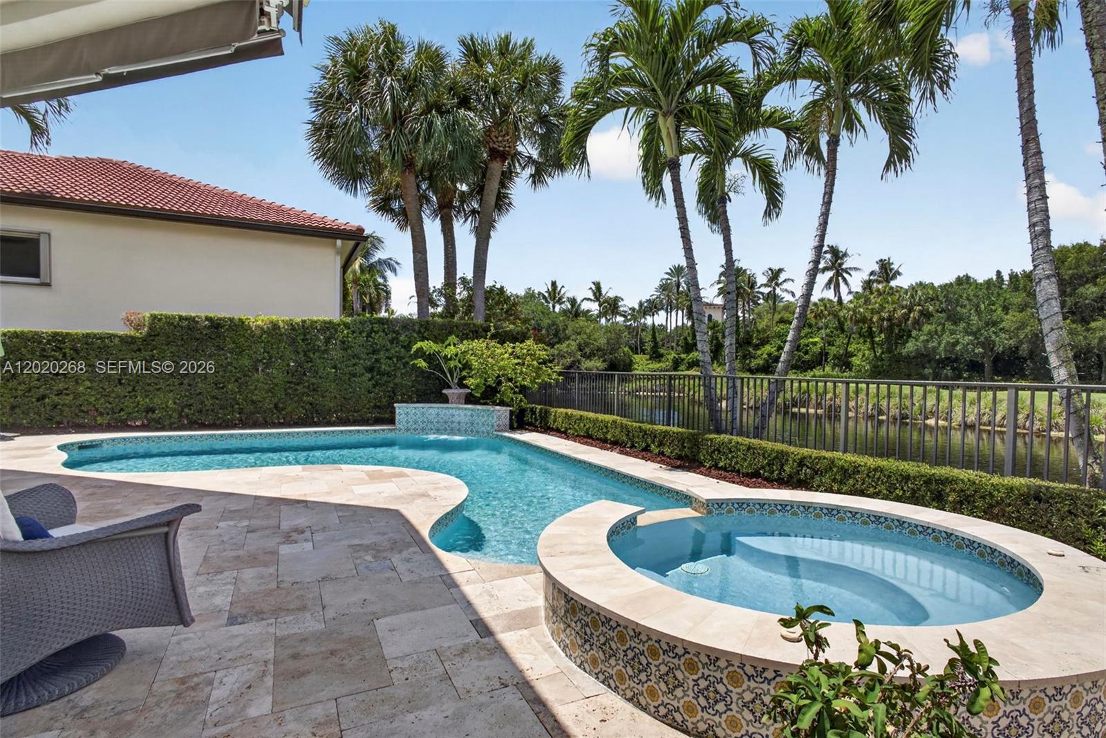 111 Abondance Dr, Palm Beach Gardens FL 33410
