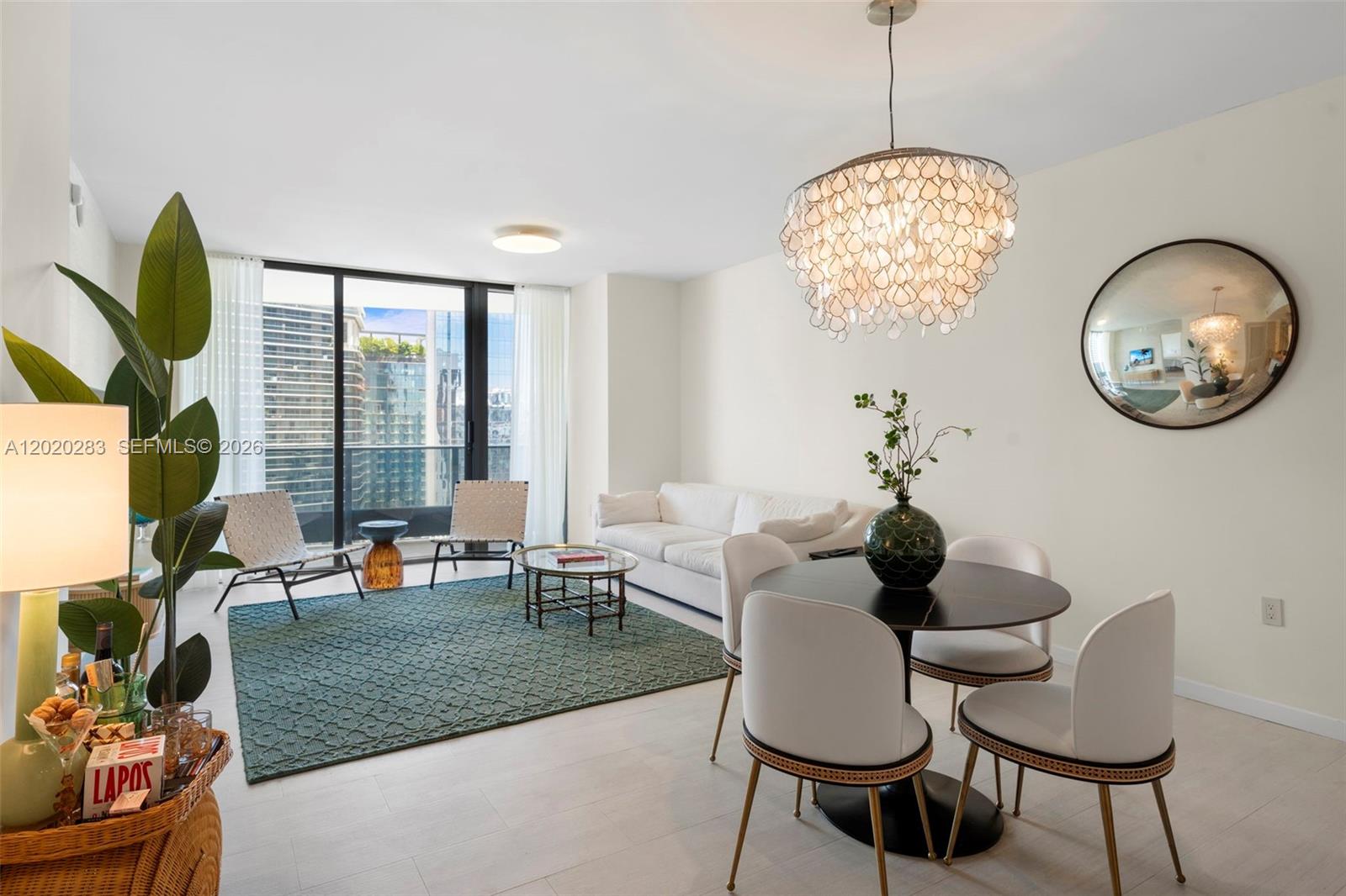 1000 Brickell Plz #4014, Miami FL 33131