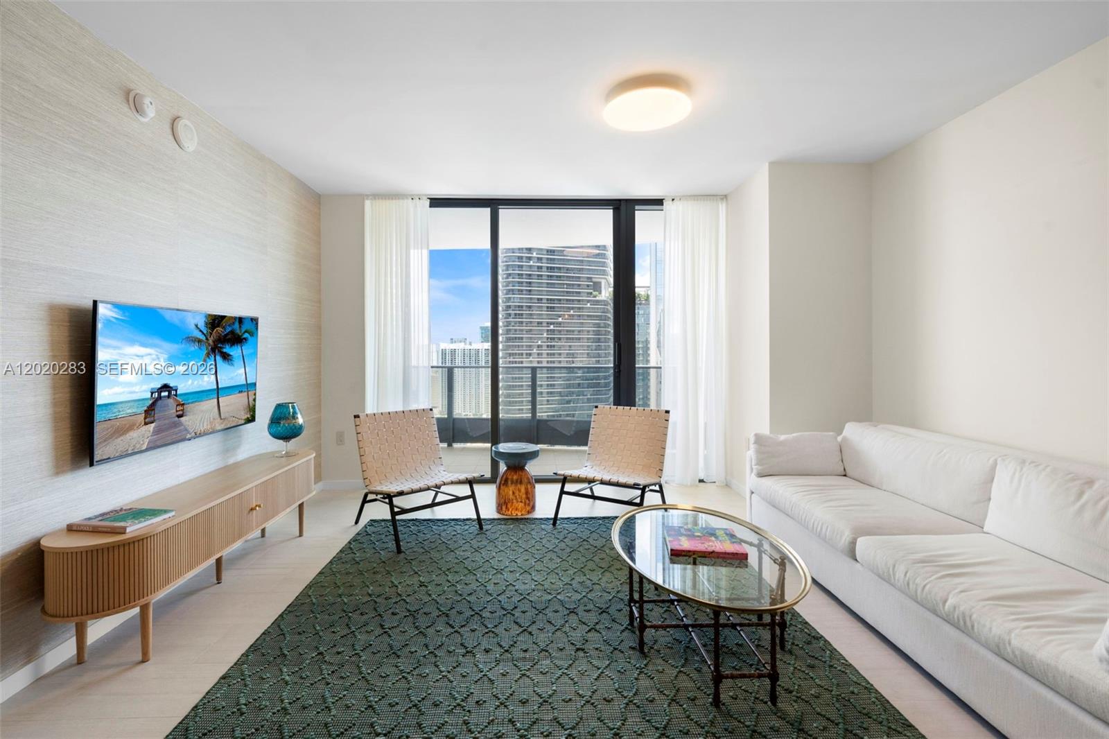 1000 Brickell Plz #4014, Miami FL 33131