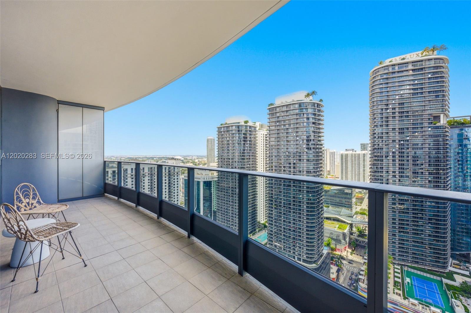 1000 Brickell Plz #4014, Miami FL 33131