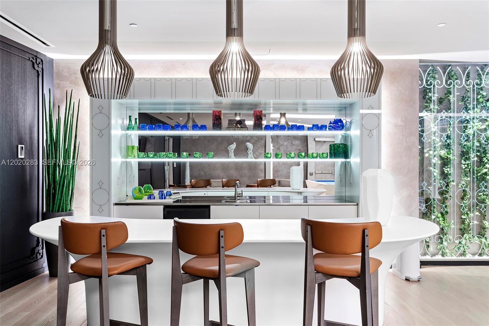 1000 Brickell Plz #4014, Miami FL 33131
