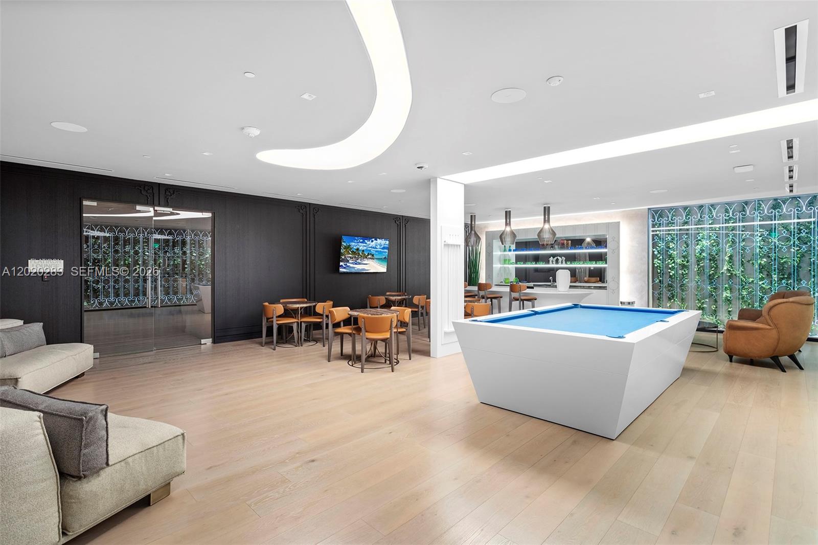 1000 Brickell Plz #4014, Miami FL 33131