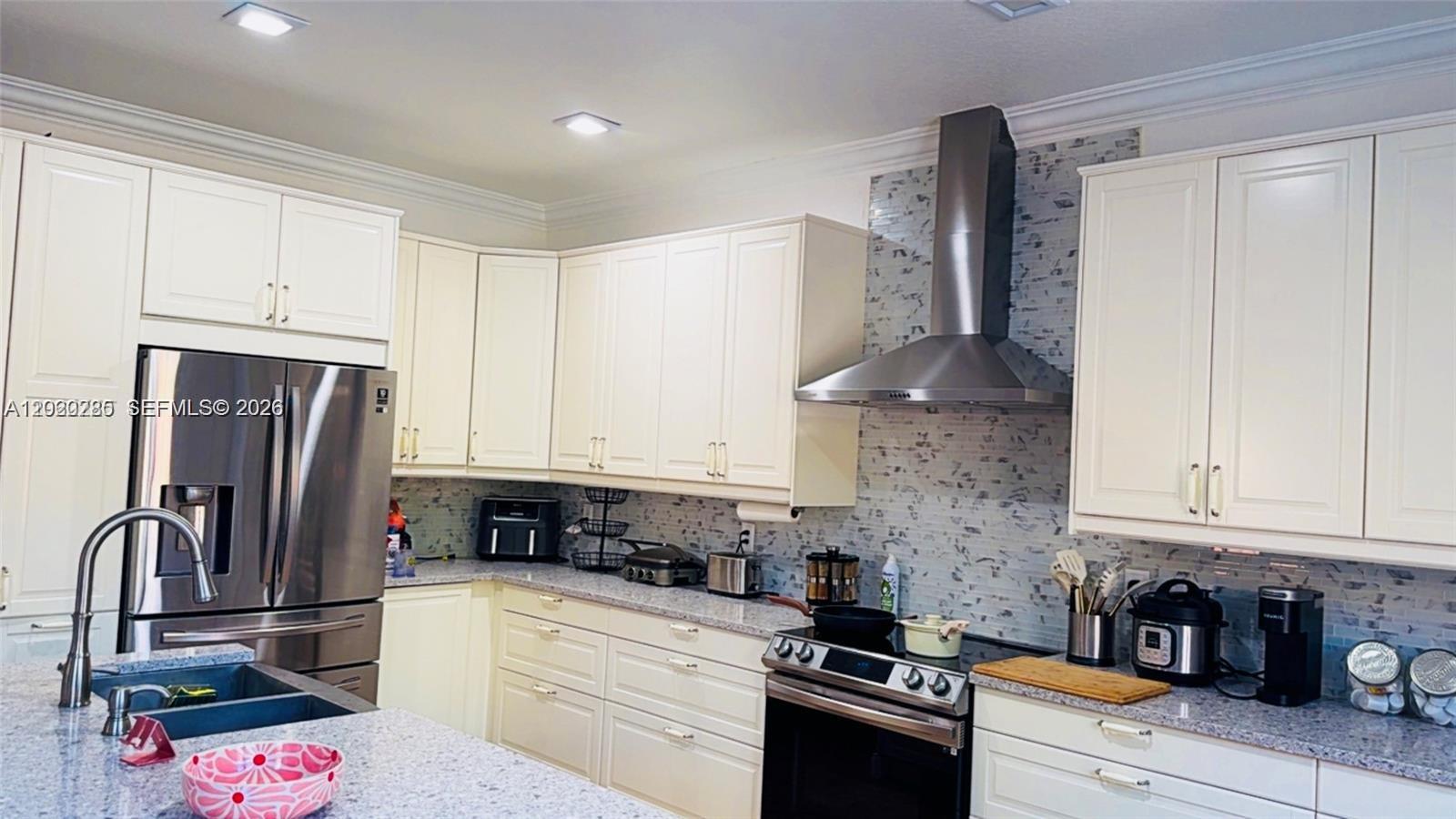 15413 SW 116th Ter, Miami FL 33196