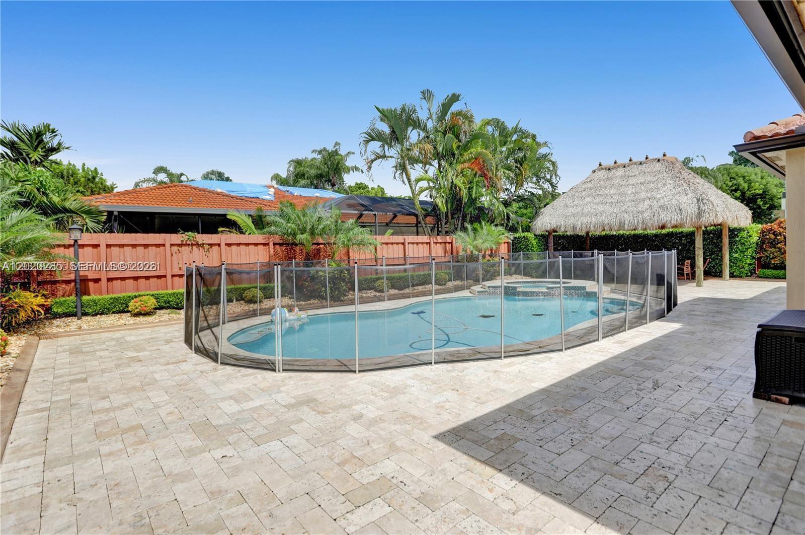 15413 SW 116th Ter, Miami FL 33196