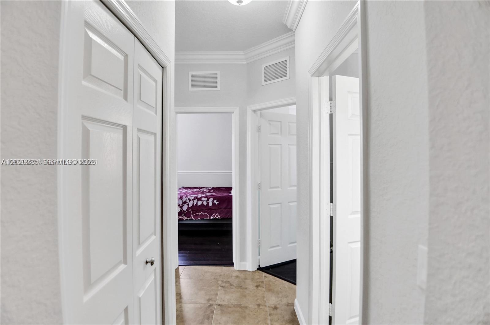 15413 SW 116th Ter, Miami FL 33196