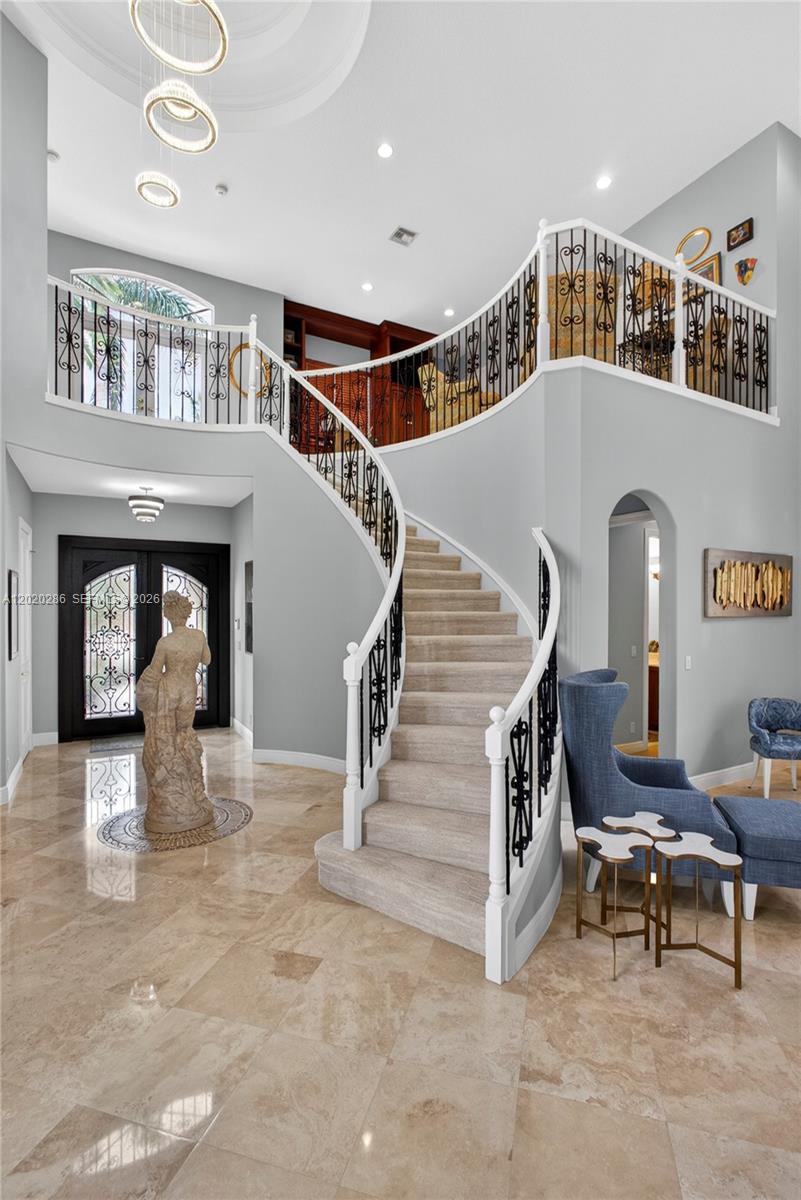 110 Abondance Dr, Palm Beach Gardens FL 33410