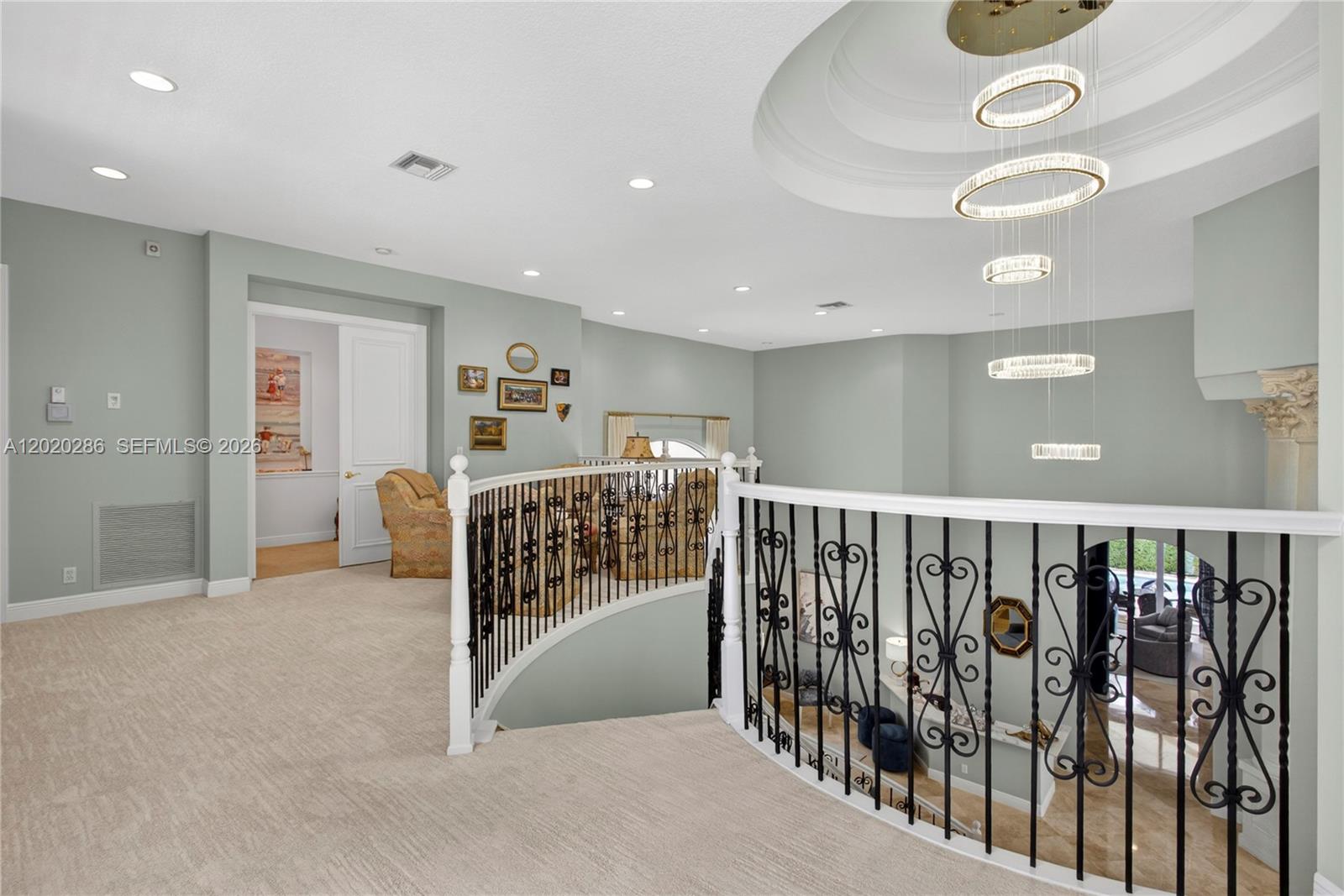 110 Abondance Dr, Palm Beach Gardens FL 33410