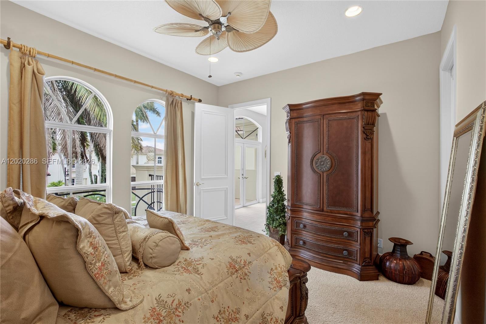 110 Abondance Dr, Palm Beach Gardens FL 33410