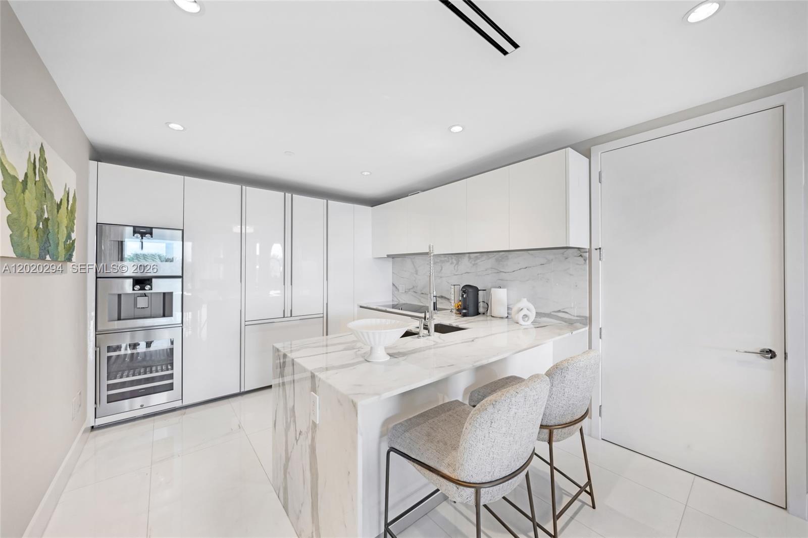 10201 Collins Ave #305, Bal Harbour FL 33154