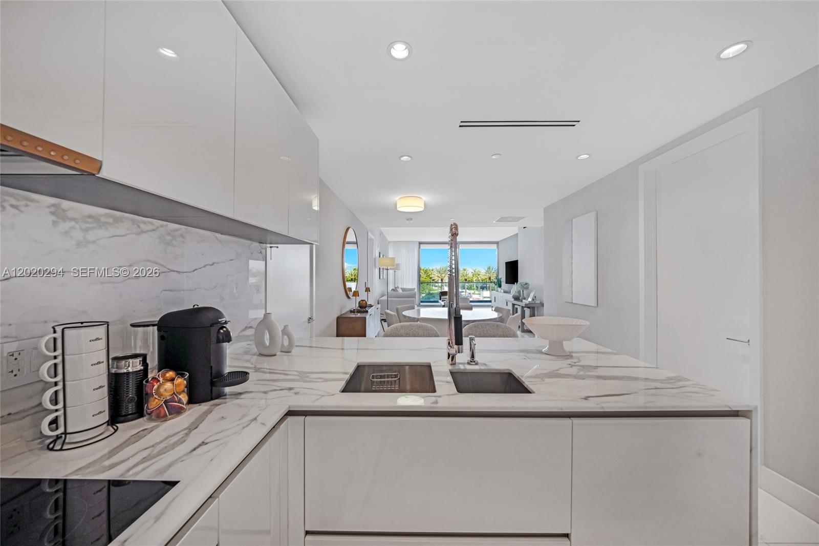 10201 Collins Ave #305, Bal Harbour FL 33154