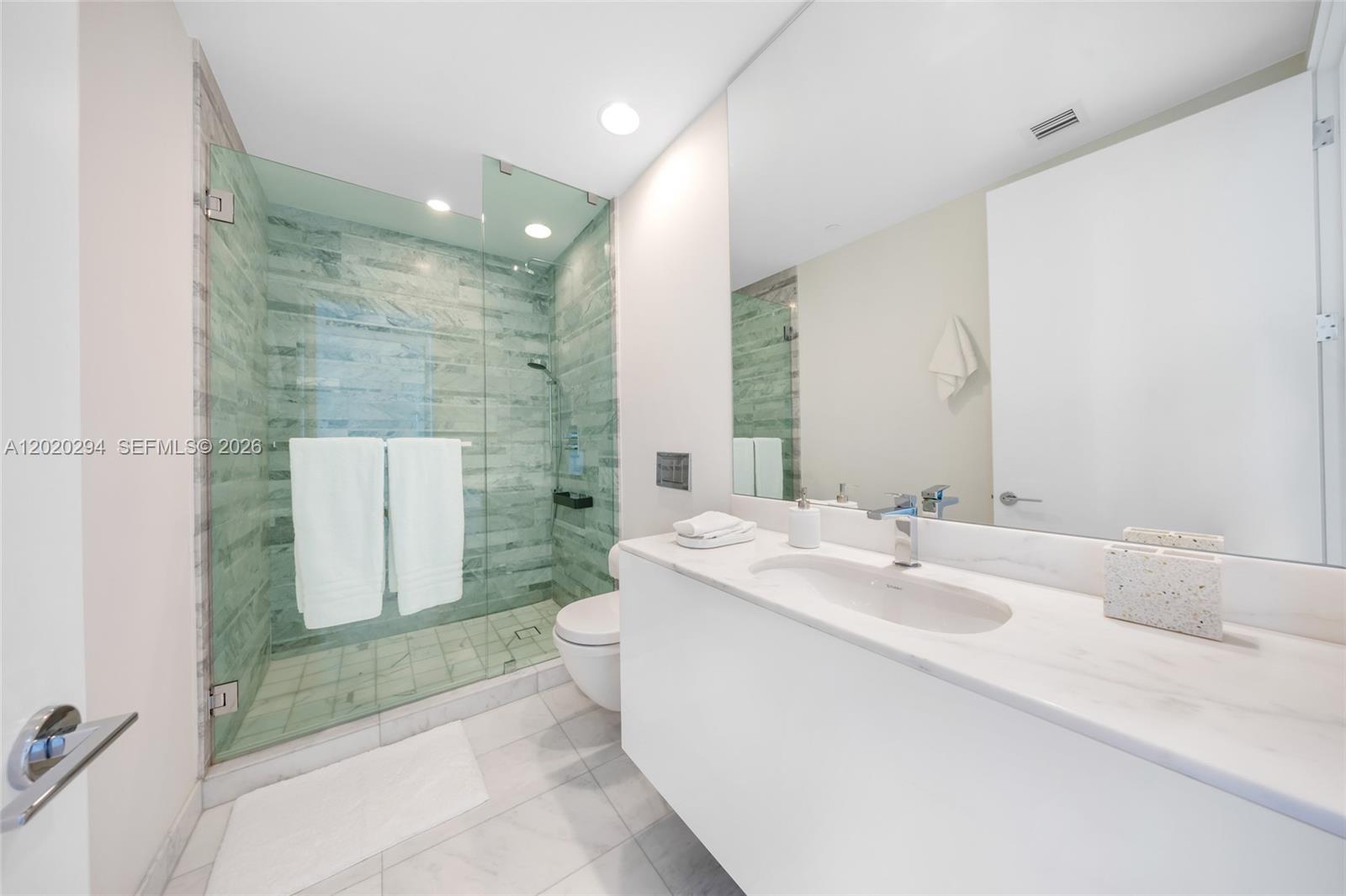 10201 Collins Ave #305, Bal Harbour FL 33154