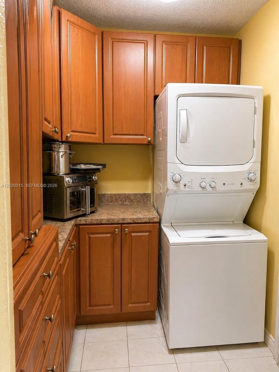 610 SW 66th Ave, Miami FL 33144