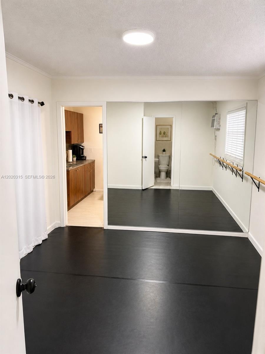 610 SW 66th Ave, Miami FL 33144