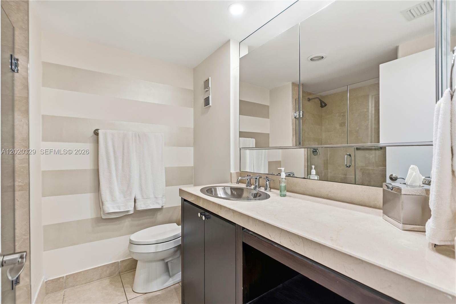20281 E Country Club Dr #2101, Aventura FL 33180