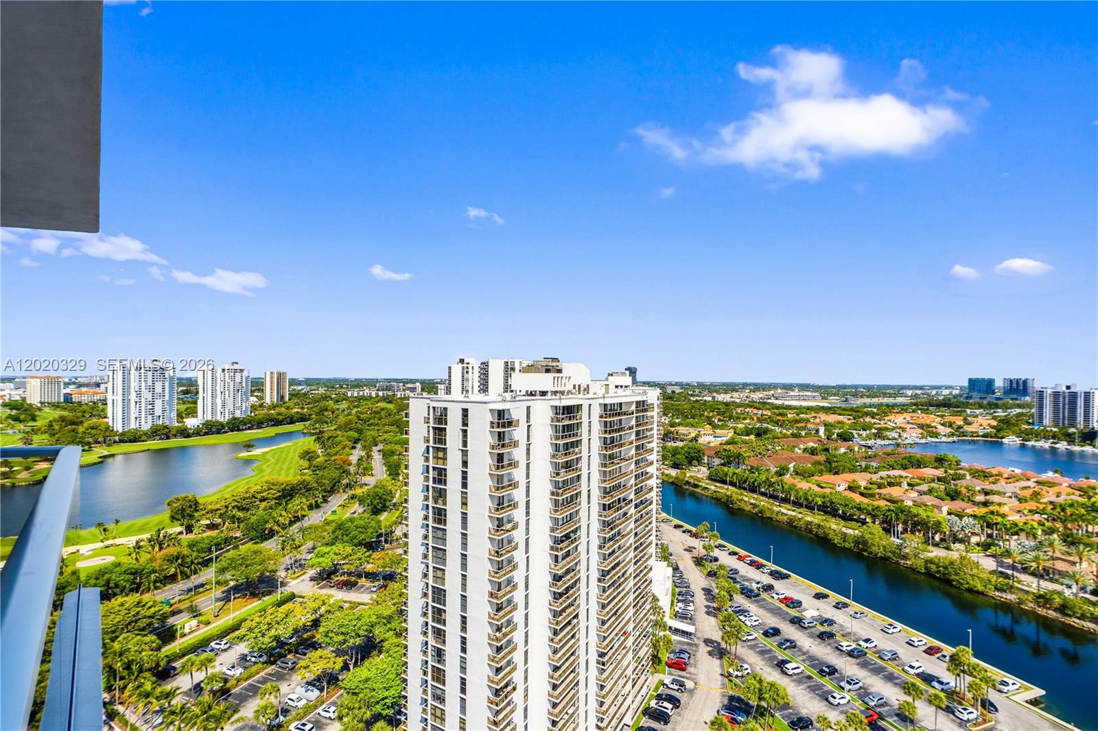 20281 E Country Club Dr #2101, Aventura FL 33180