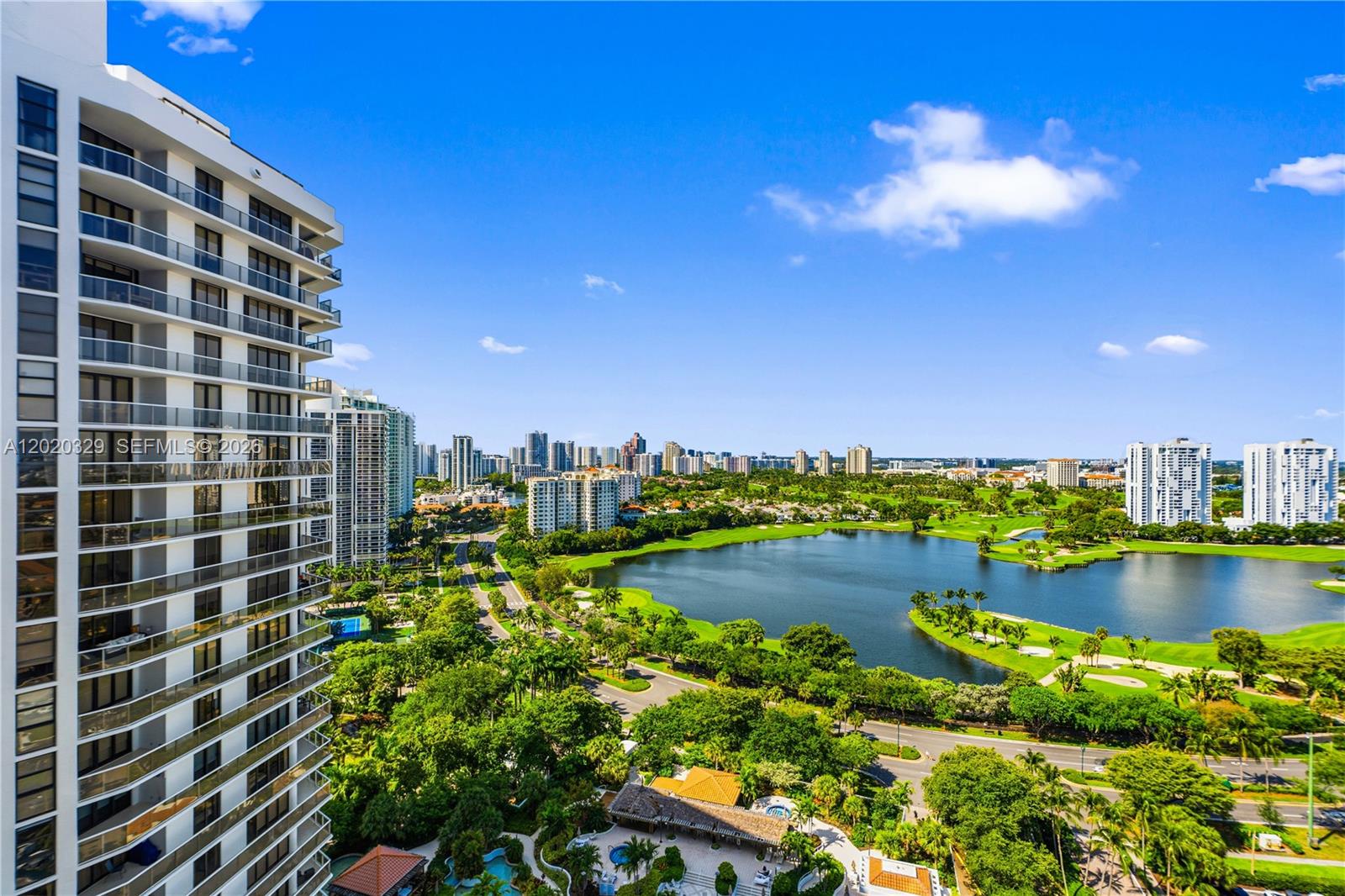 20281 E Country Club Dr #2101, Aventura FL 33180