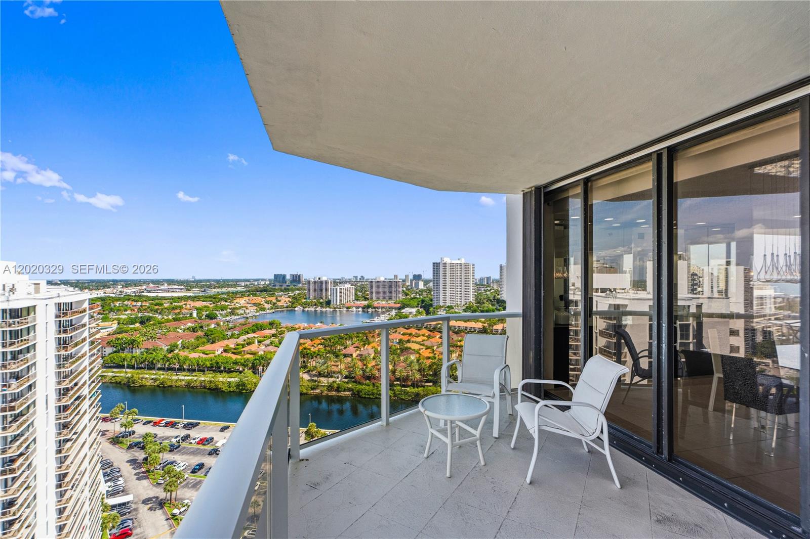 20281 E Country Club Dr #2101, Aventura FL 33180