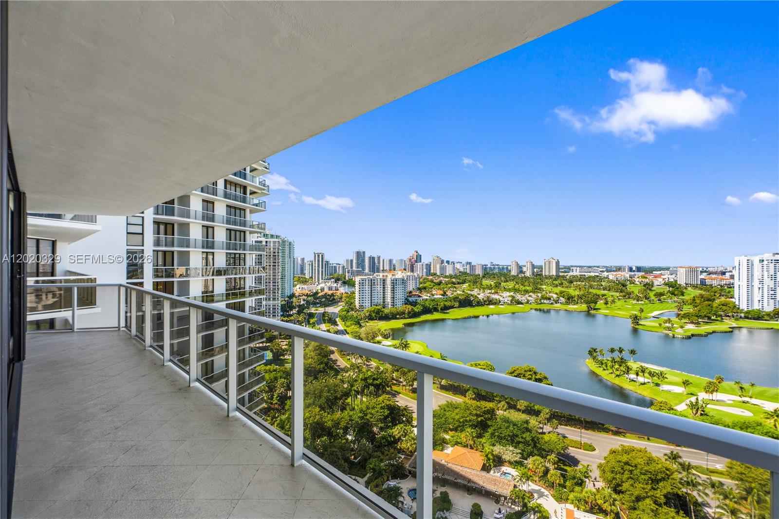20281 E Country Club Dr #2101, Aventura FL 33180
