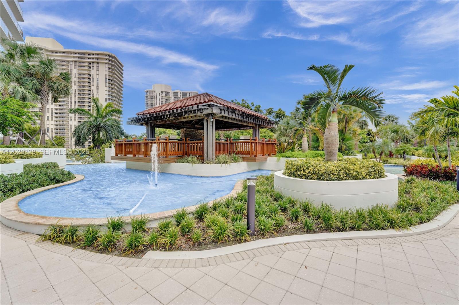 20281 E Country Club Dr #2101, Aventura FL 33180