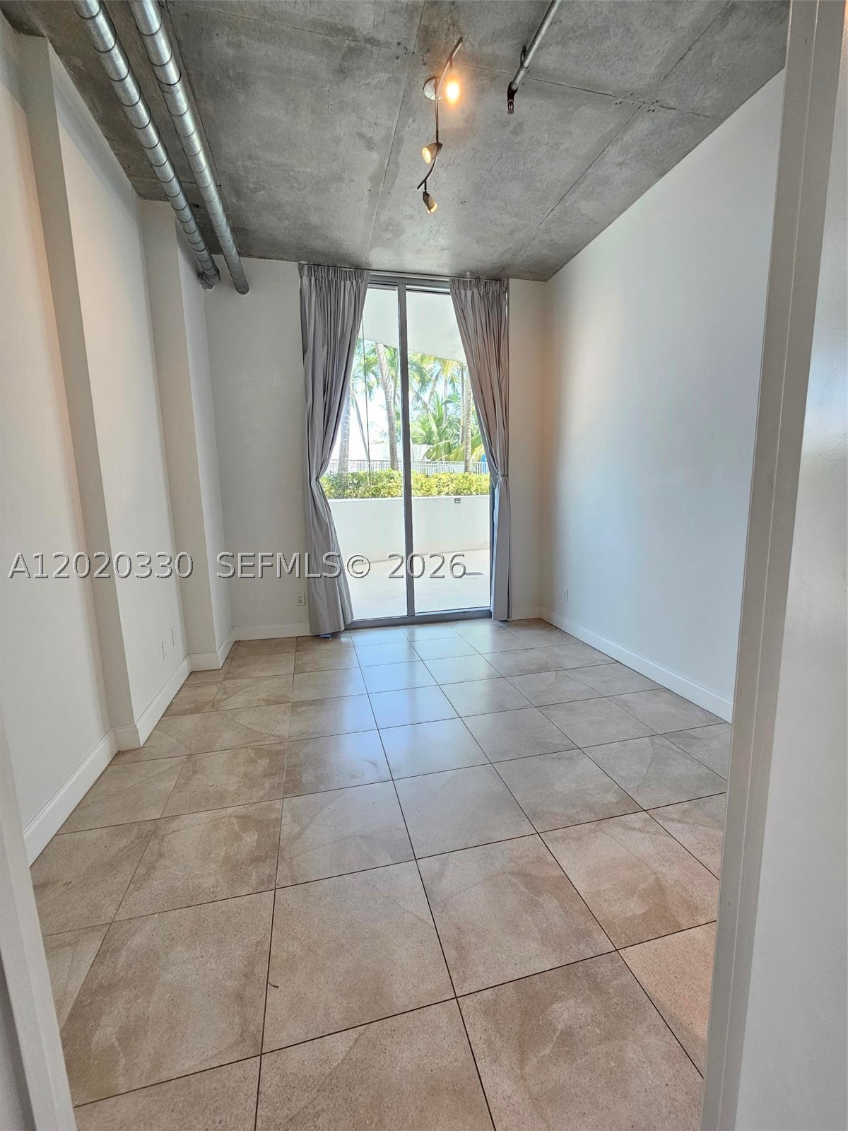 3029 NE 188th St #323, Aventura FL 33180