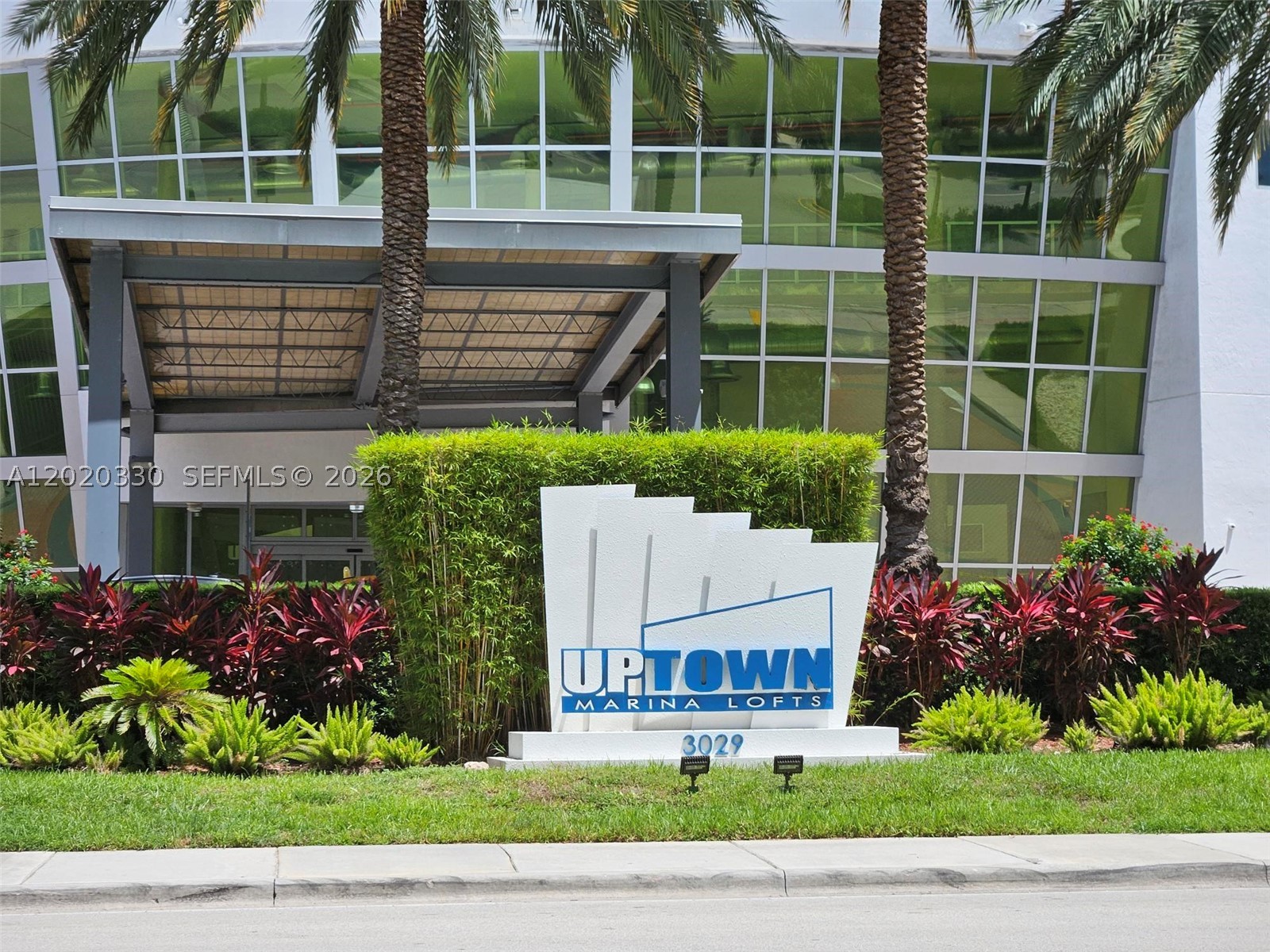 3029 NE 188th St #323, Aventura FL 33180
