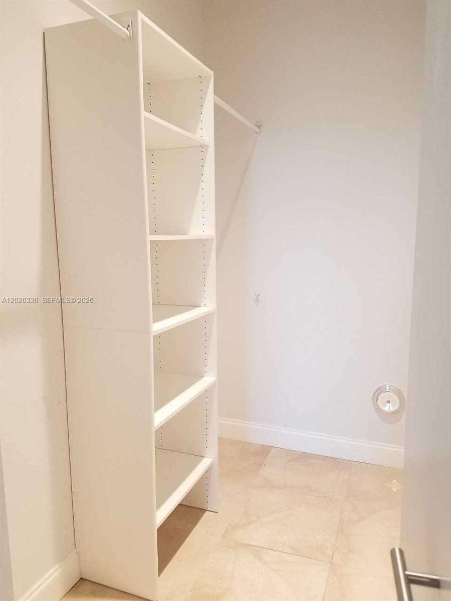 3029 NE 188th St #323, Aventura FL 33180