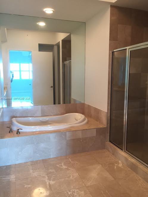 14951 Royal Oaks Ln #2606, North Miami FL 33181