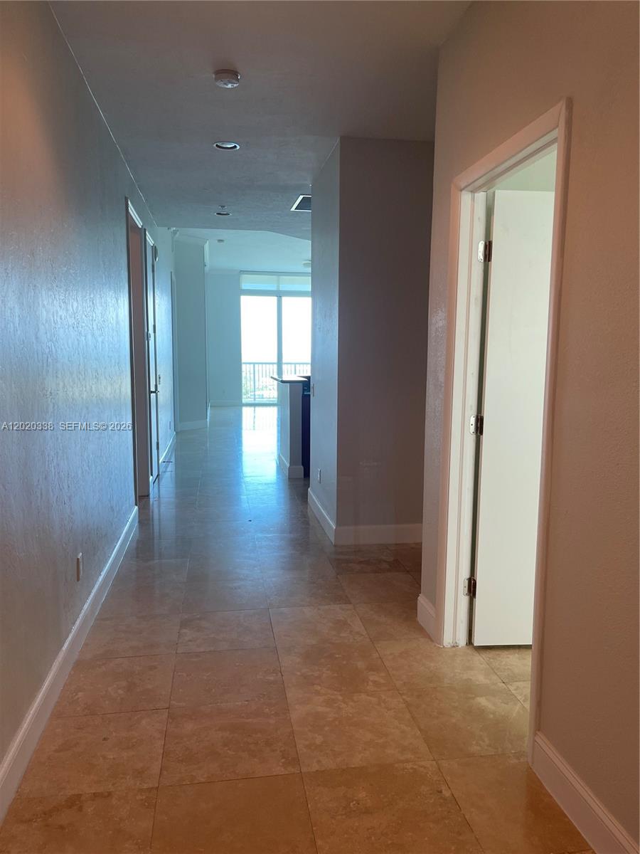 14951 Royal Oaks Ln #2606, North Miami FL 33181