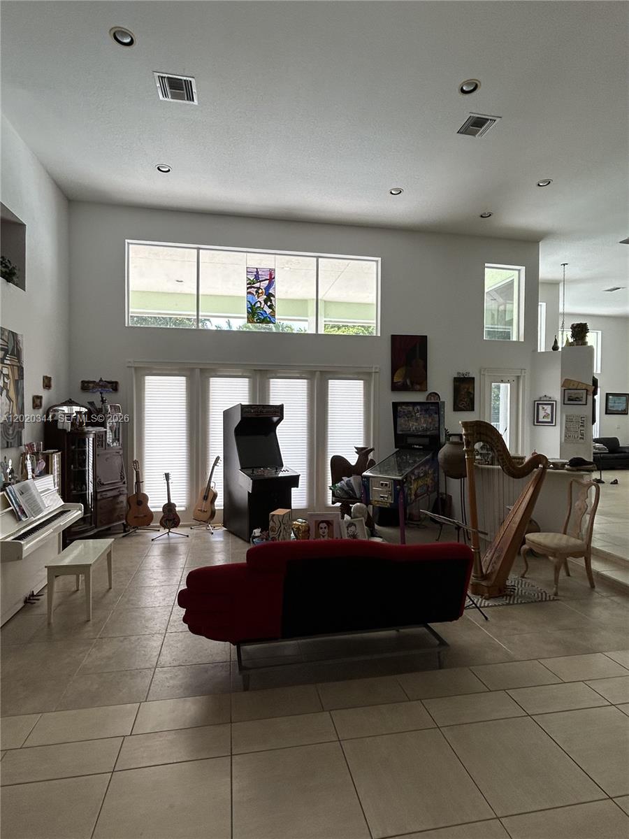 12044 NW 9th Pl, Coral Springs FL 33071