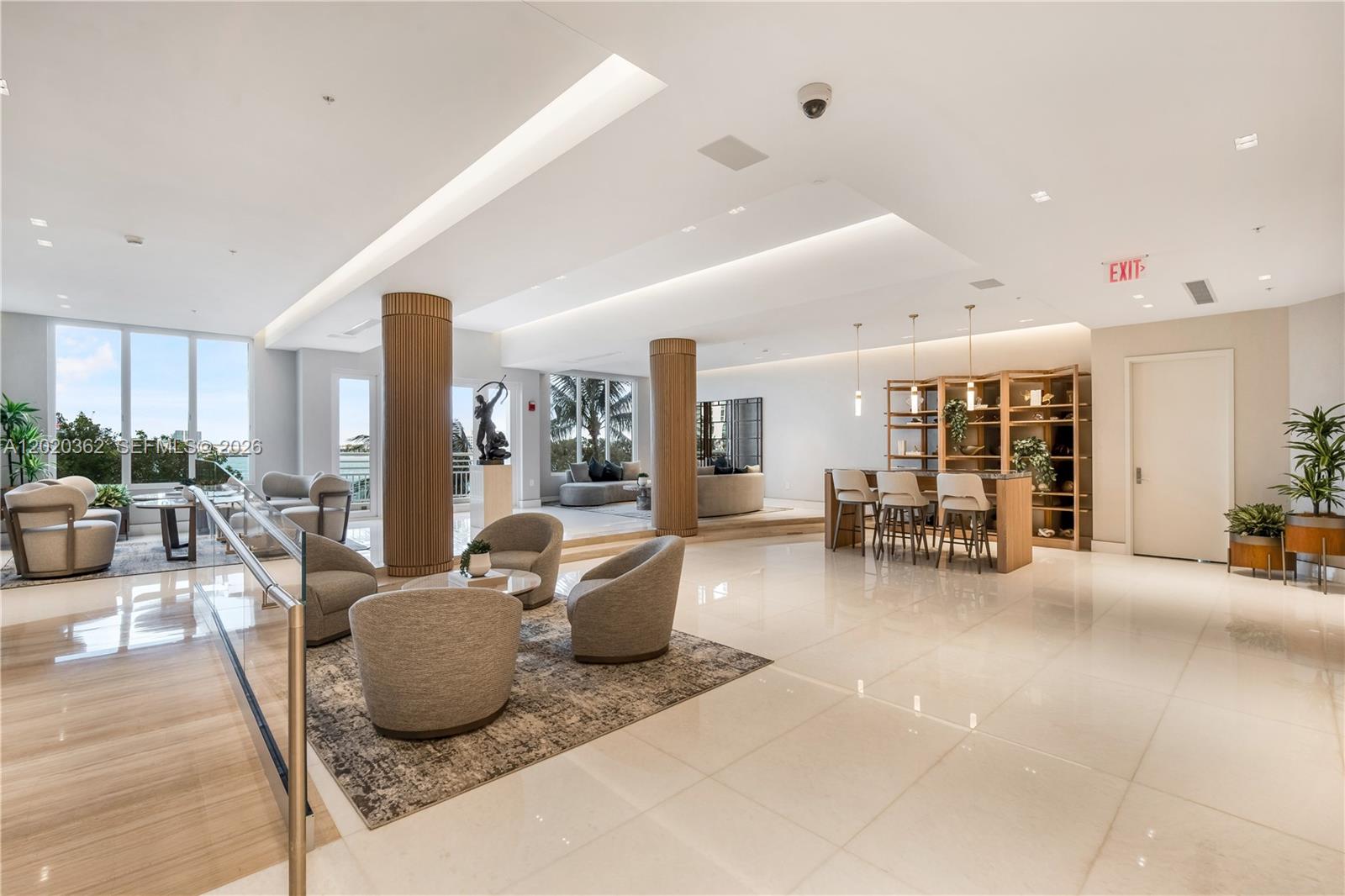 888 Brickell Key Dr #1612, Miami FL 33131