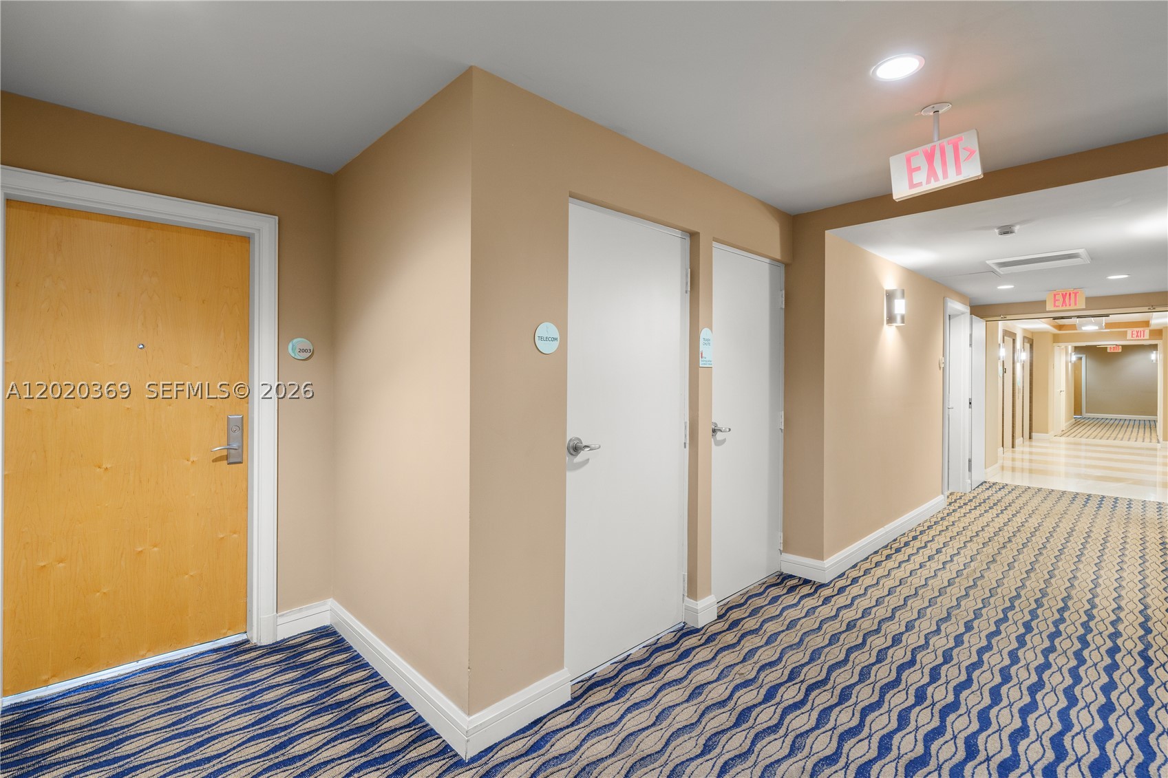 253 NE 2nd St #2003, Miami FL 33132