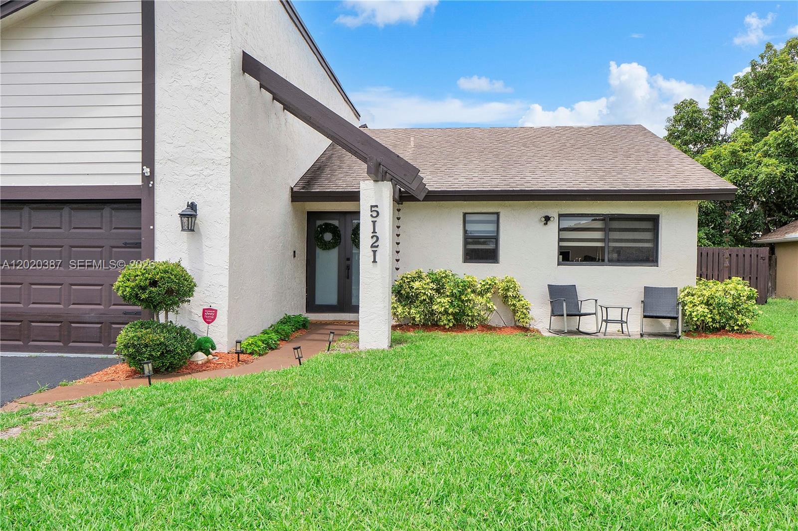 5121 NW 87th Ave, Lauderhill FL 33351