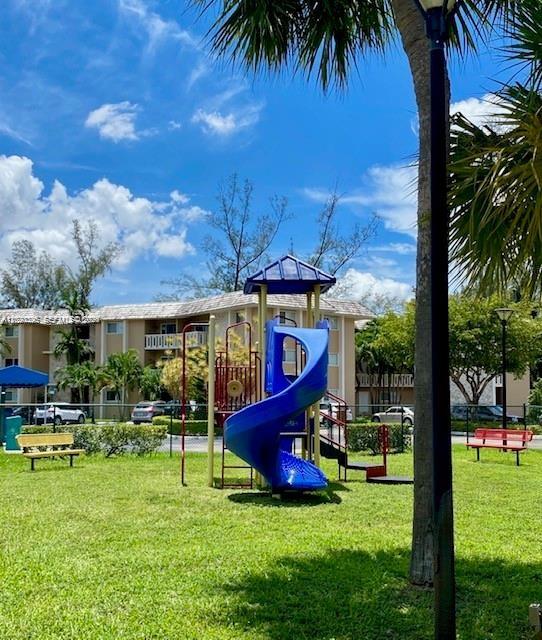 7470 Miami Lakes Dr #B208, Miami Lakes FL 33014