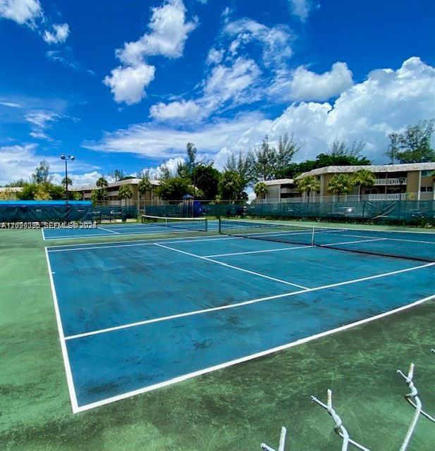 7470 Miami Lakes Dr #B208, Miami Lakes FL 33014