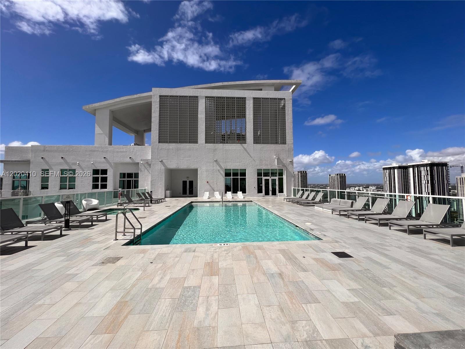 133 NE 2nd Ave #410, Miami FL 33132