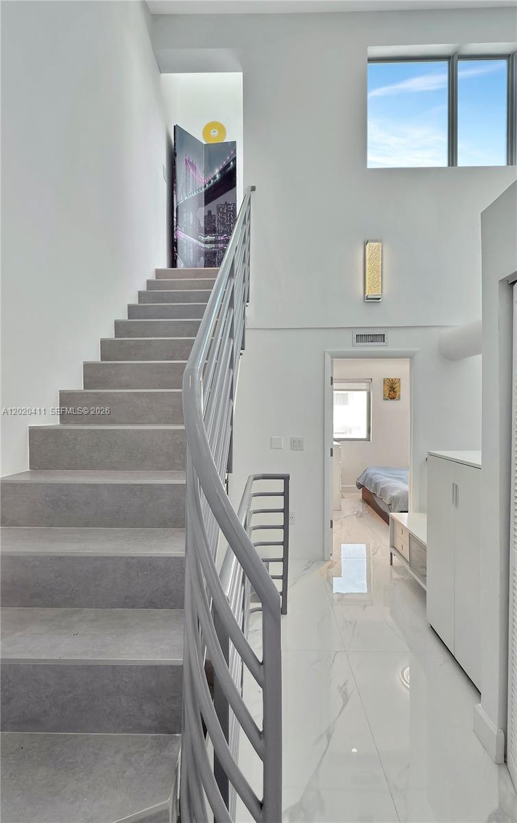 734 Michigan Ave #6, Miami Beach FL 33139